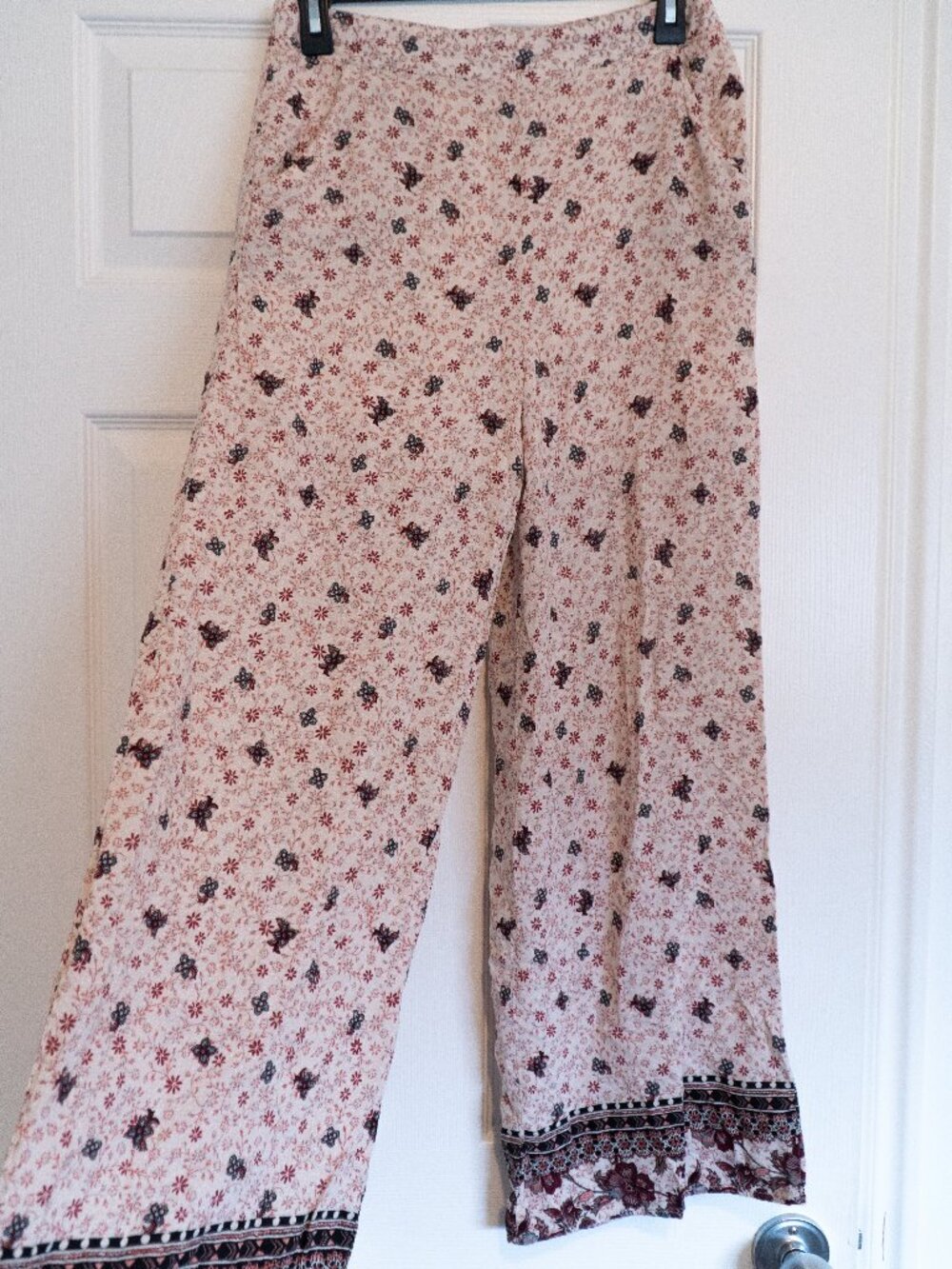 Paper Crane Blush Floral Border Print High Rise Wide Leg Pants Size M